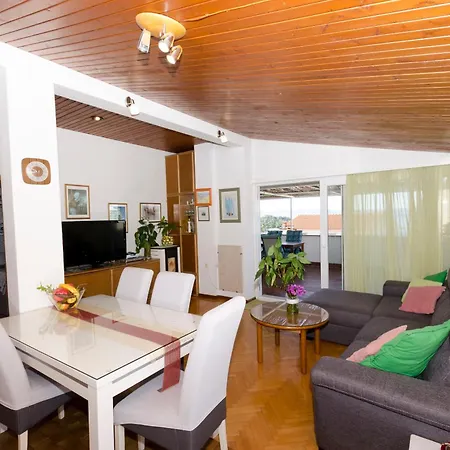 Jadro - 250 M From Apartment
